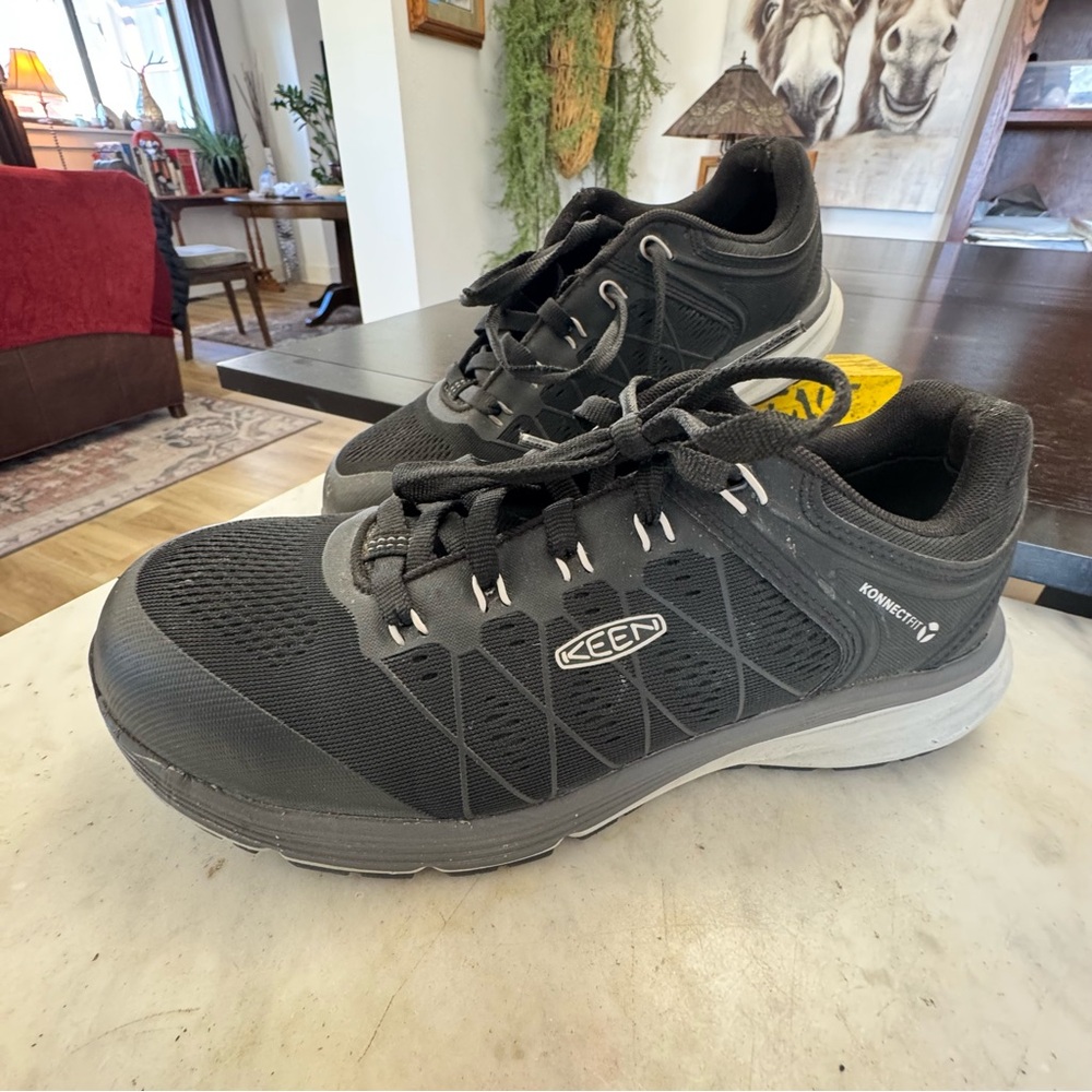 Keen Men's Black Athletic Sneakers